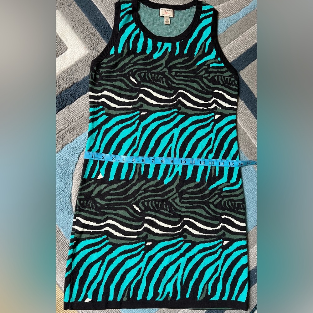 Issa London knot dress in Medium